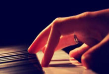 萨基:意大利与德国间有差距,现在的目标是晋级下届世界杯.